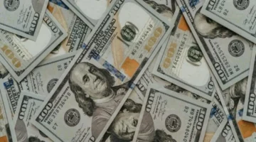 تحديثات الصرف.. سعر الدولار مقابل الجنيه المصري في تعاملات السبت 17 يناير 2026